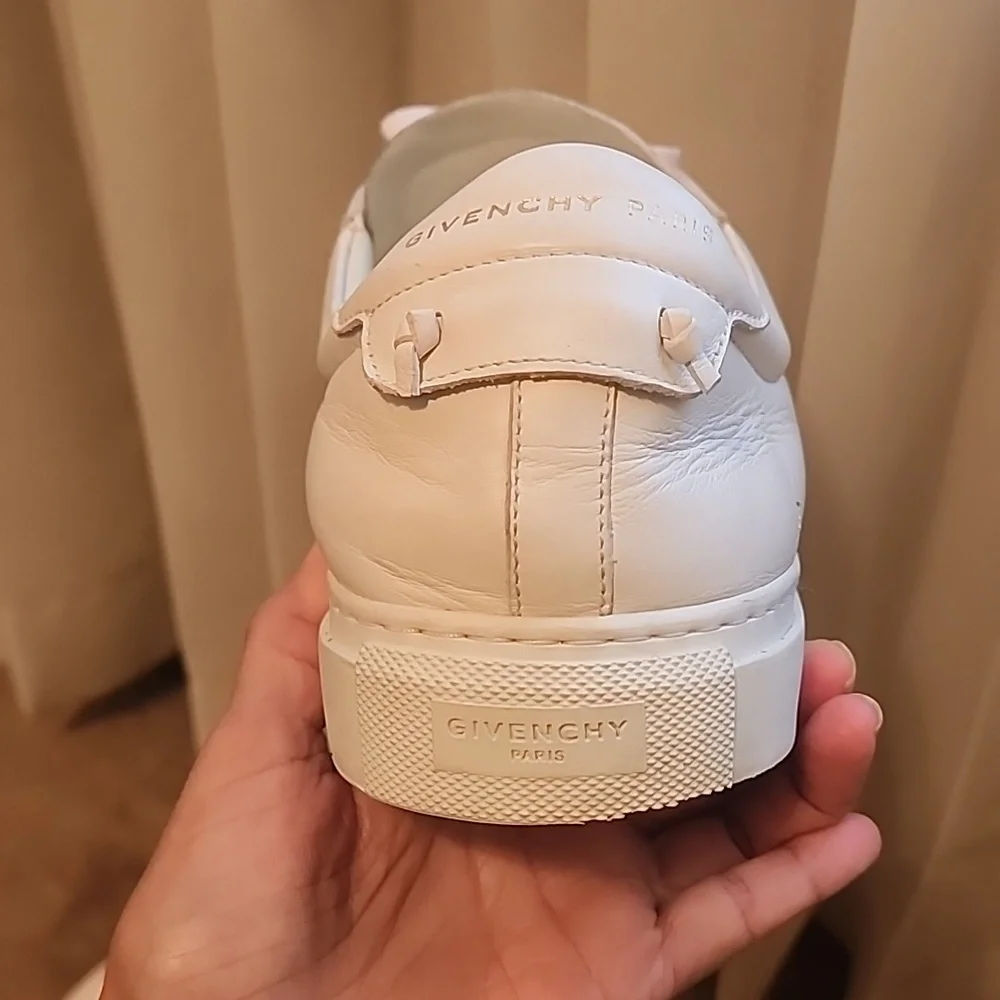 Givenchy Urban Street Leather Sneakers - Picture 12 of 16